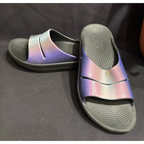 Men’s Women’s OOFOS OOAHH Luxe Slide Sandals Midnight Spectre Metallic M 9 W 11 - Picture 3 of 4